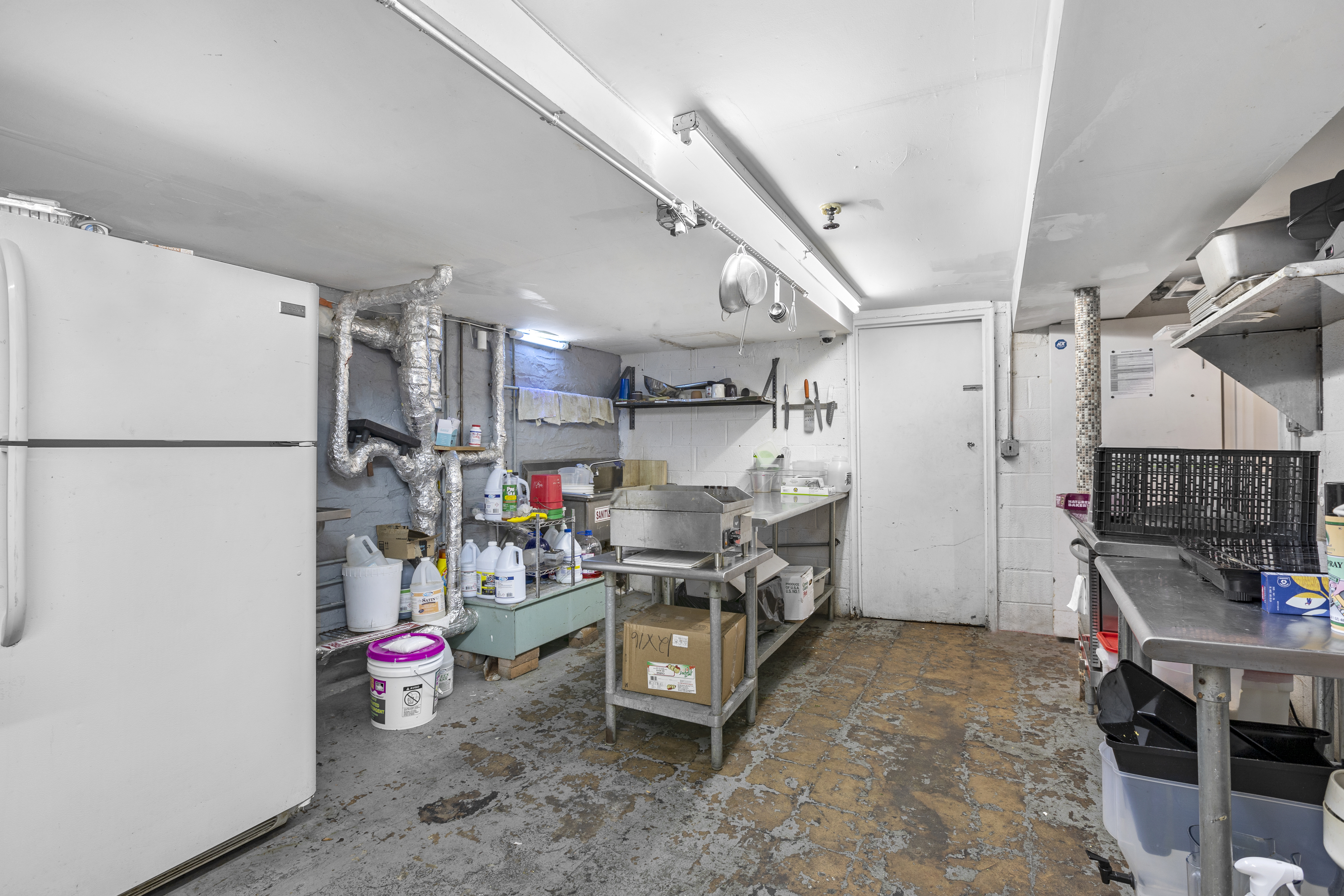 487 Seneca Avenue Queens, NY 11385 - Photo 5 of 19