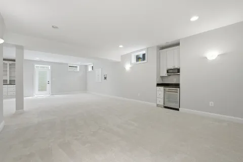 $1,947,000 | 9153 Riesley Lane, Vienna, VA 22182