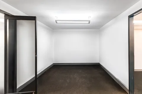 $2,100,000 | 47 East 19th Street, Unit 4 | Flatiron