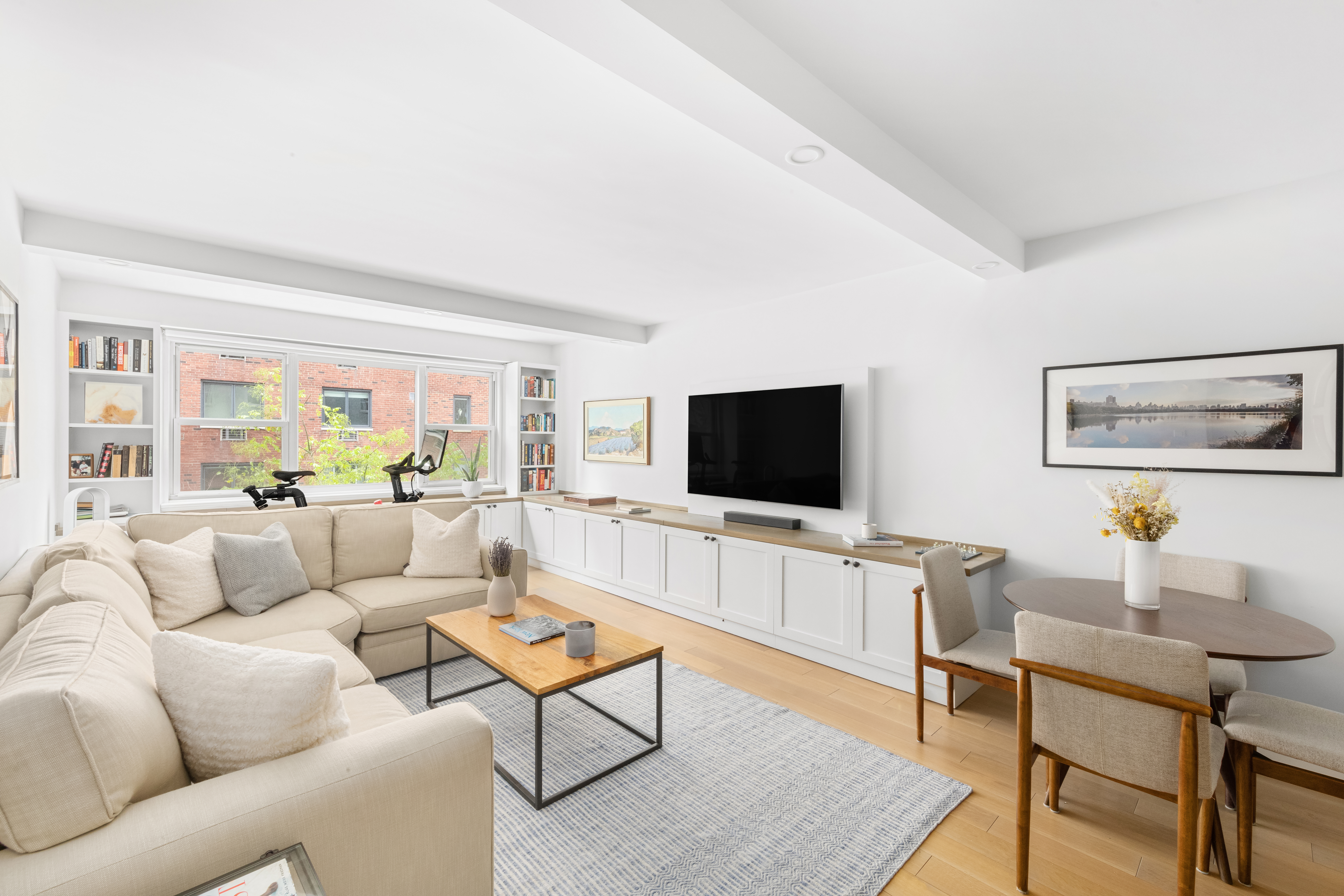 101 West 12th Street, Unit 4H Manhattan, NY 10011 - Photo 1 of 6