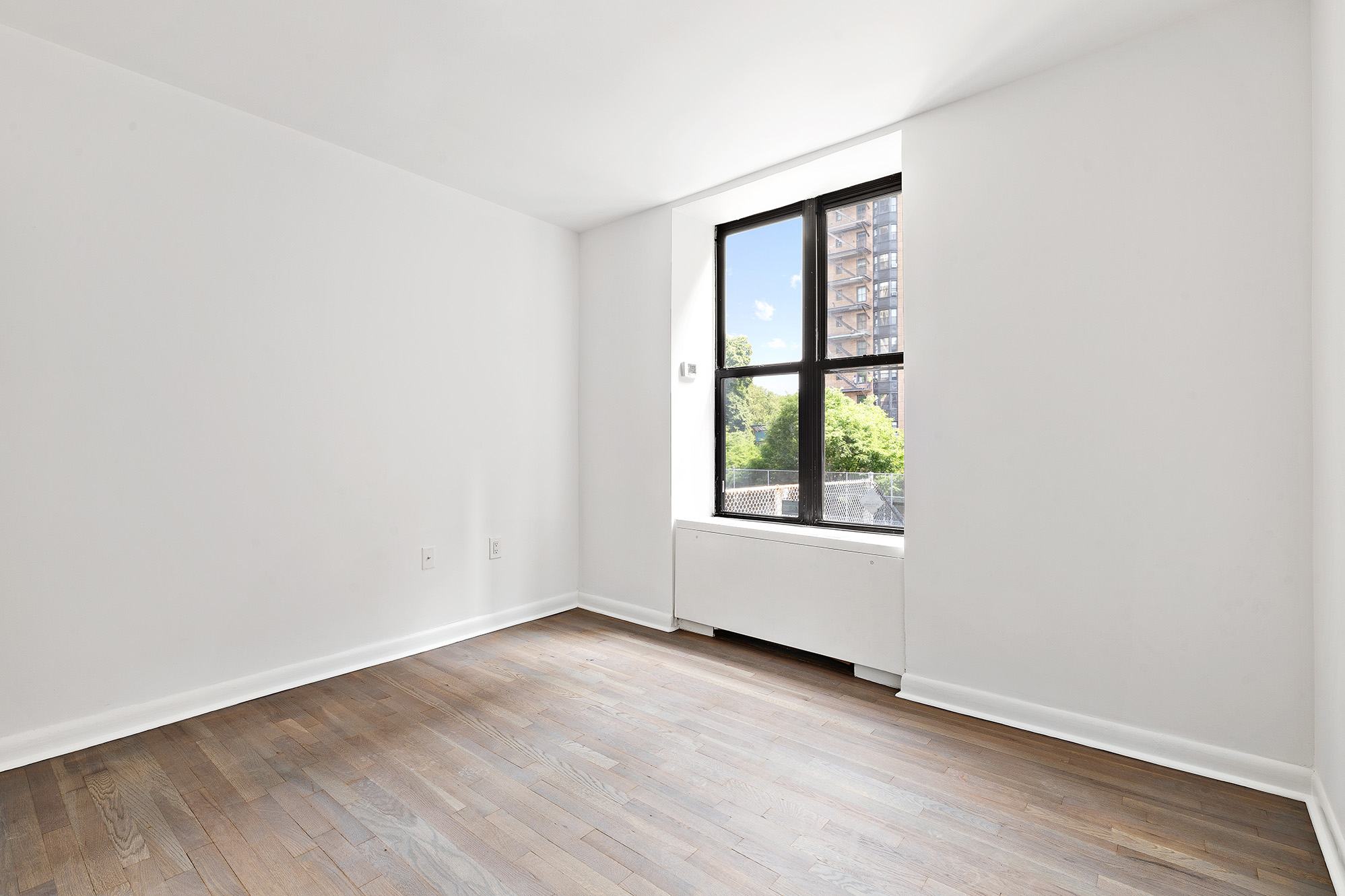 317 West 95th Street, Unit 1C Manhattan, NY 10025 - Photo 4 of 9