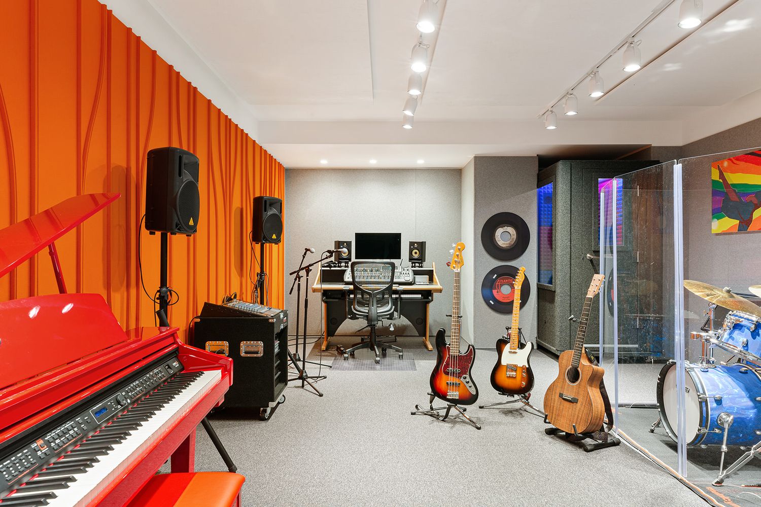 $5,725,000 | 378 West End Avenue, Unit 14D | Upper West Side