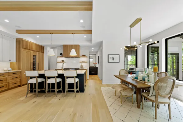 $2,000,000 | 6407 Archer Lane North, Maple Grove, MN 55311