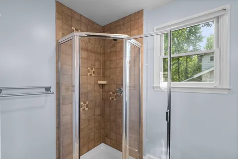$700,000 | 4300 Queensbury Road, Hyattsville, MD 20781