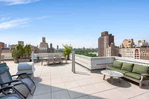 $2,375,000 | 40 East 78th Street, Unit 6B | Upper East Side