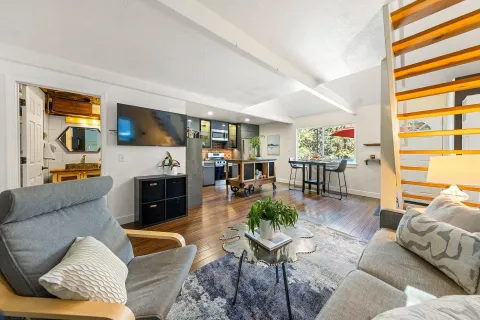 $999,000 | 14540 Donner Pass Road, Truckee, CA 96161