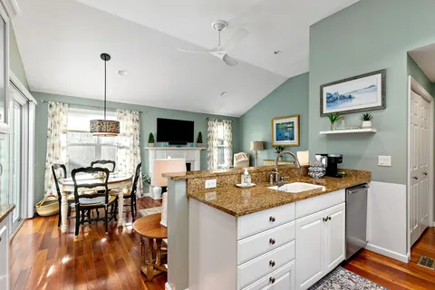 $724,900 | 16 Butten Mews, Plymouth, MA 02360