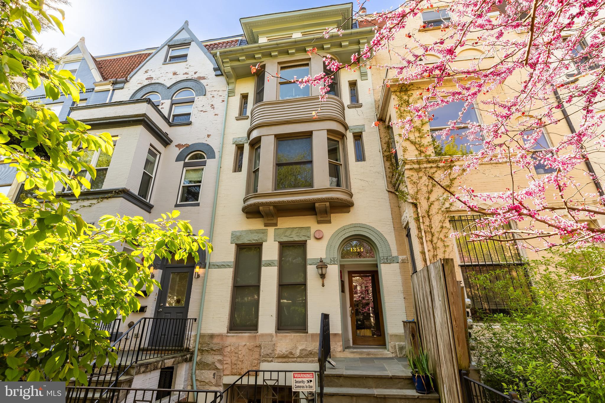 1354 Kenyon Street Northwest, Unit G Washington, DC 20010 - Photo 36 of 37 front view of a building