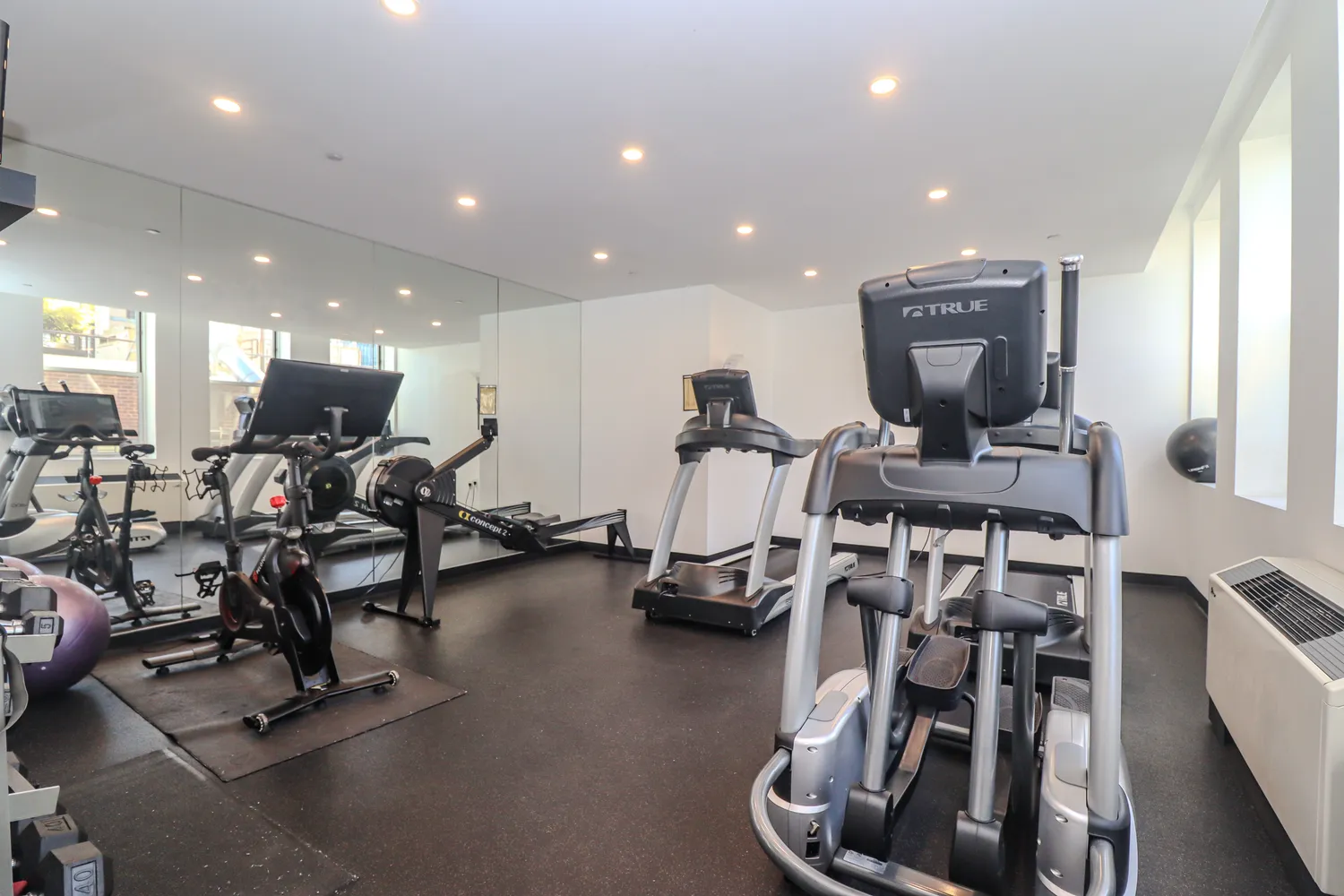 $1,275,000 | 80 Chambers Street, Unit 12C | TriBeCa