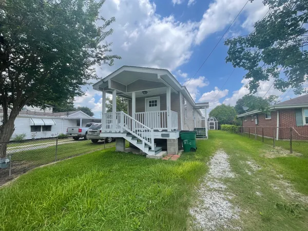 $129,000 | 1114 Central Avenue, Westwego, LA 70094