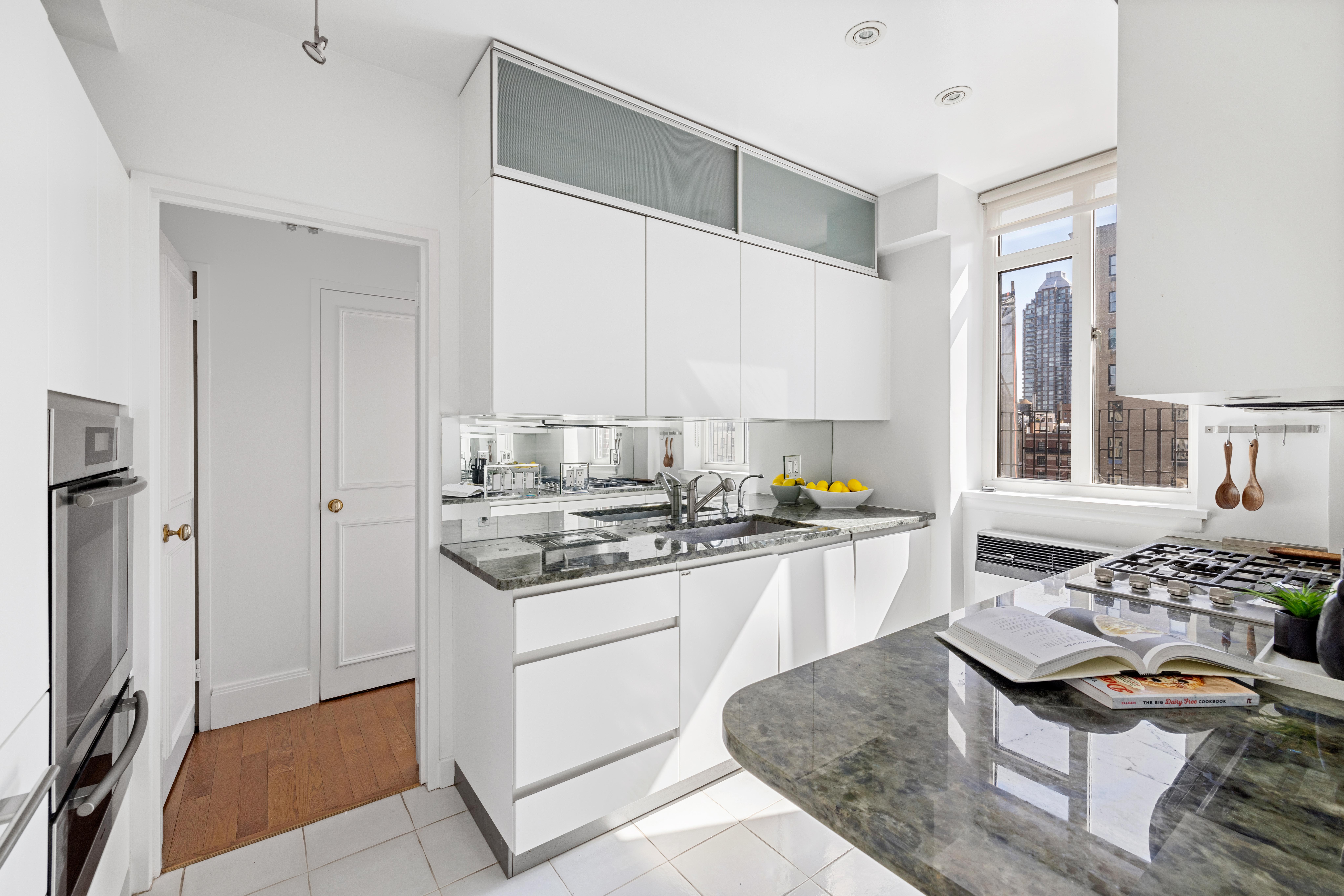 30 East 62nd Street, Unit PHC Manhattan, NY 10065 - Photo 8 of 22