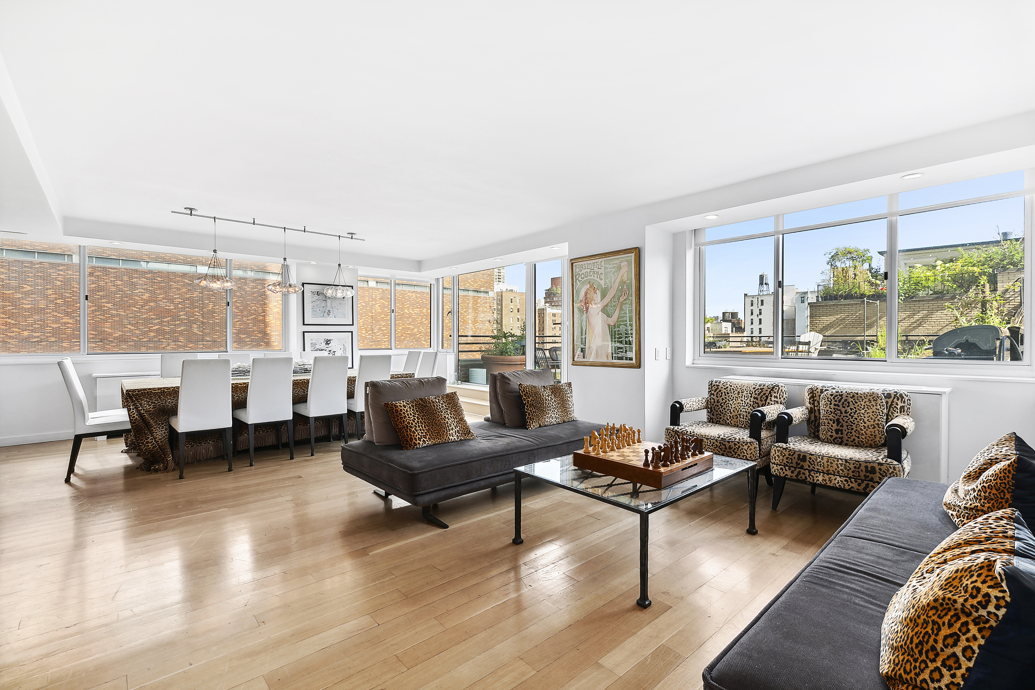 45 West 67th Street, Unit 9GH Manhattan, NY 10023 - Photo 2 of 14