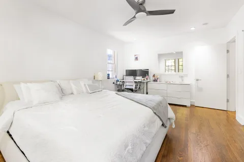 $1,050,000 | 1490 Beacon Street, Unit 4, Brookline, MA 02446