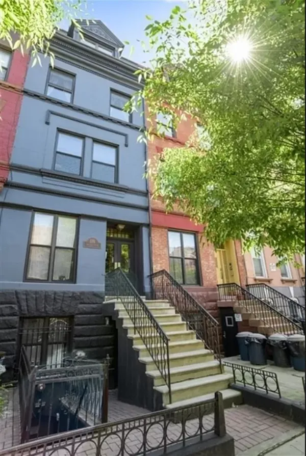 $4,000 | 176 Lefferts Place, Unit 2 | Bedford-Stuyvesant