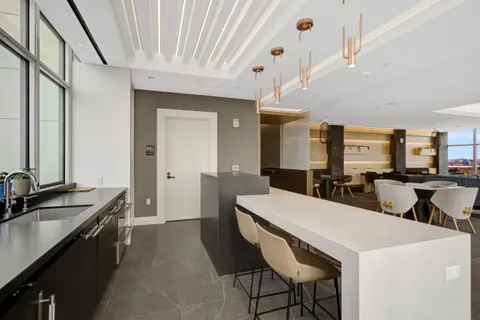 $960,000 | 925 North Fairfax Street, Unit 610, Alexandria, VA 22314