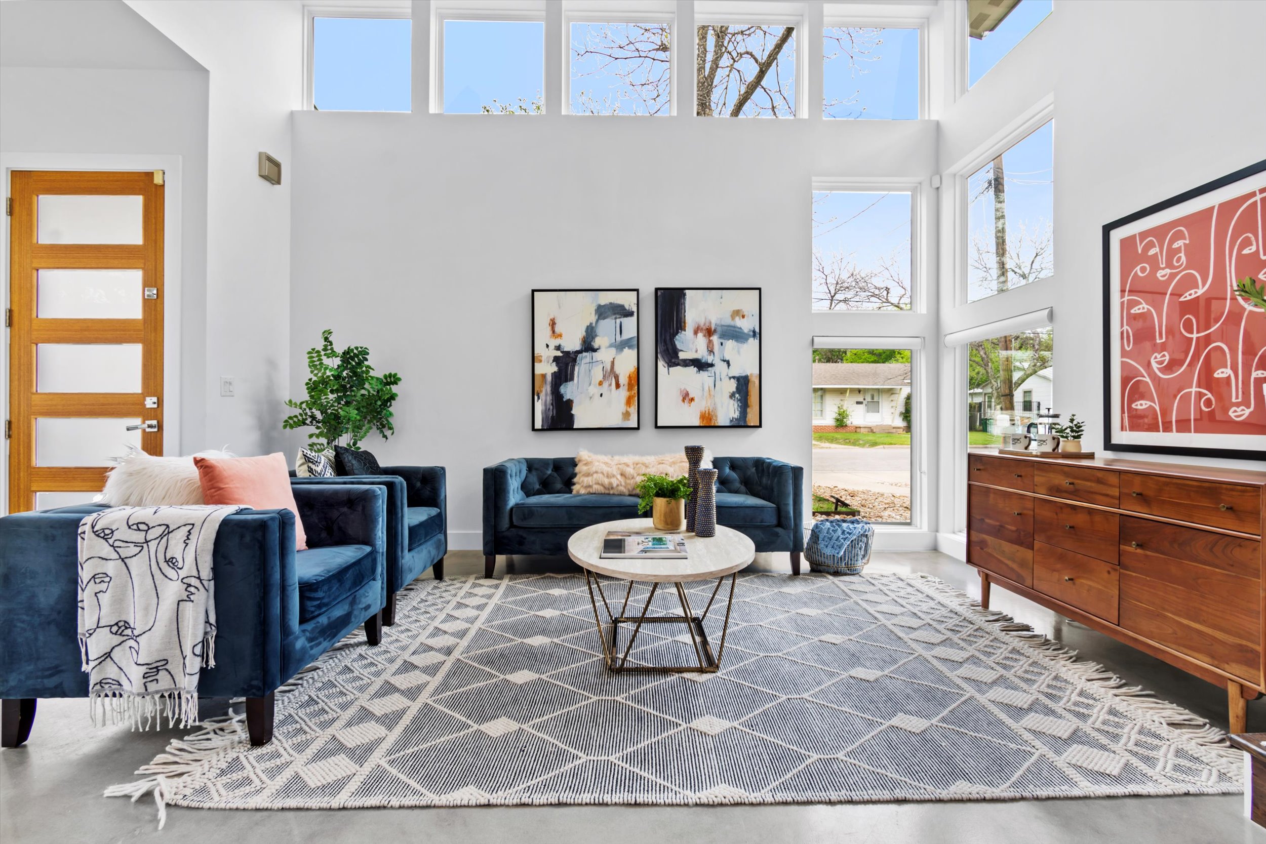 513 West Croslin Street, Unit A Austin, TX 78752 - Photo 10 of 39 a living room with furniture and a rug