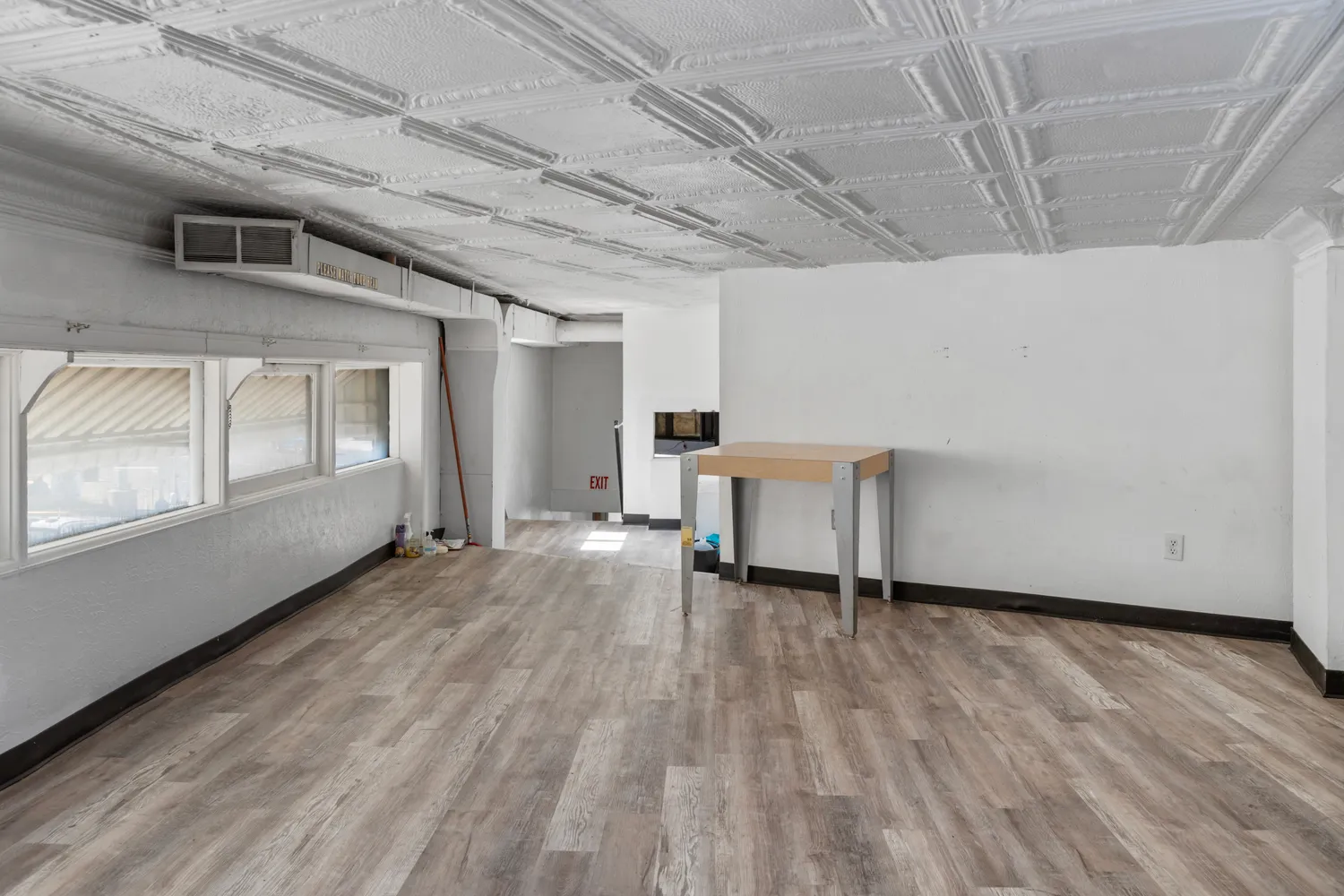 $550,000 | 5464 Gravois Avenue, St. Louis, MO 63116