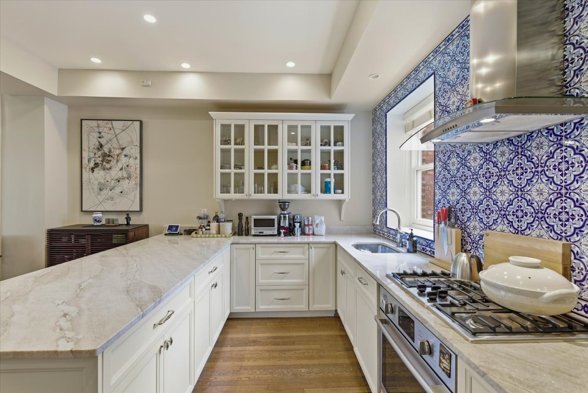 1632 S Street Northwest, Unit 32 Washington, DC 20009 - Photo 12 of 31
