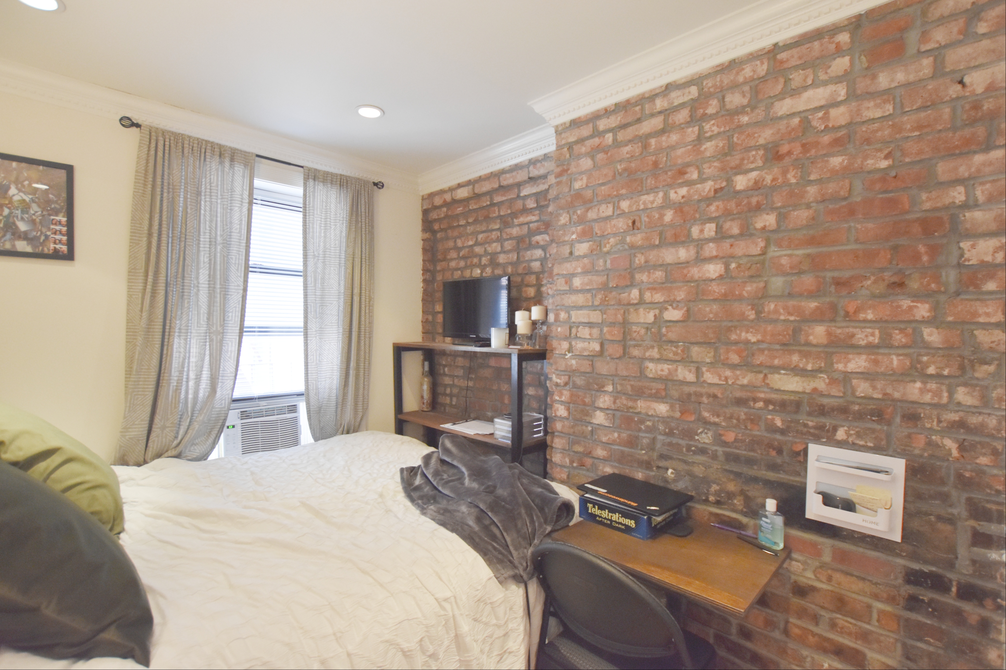 11 Cornelia Street, Unit 9F Manhattan, NY 10014 - Photo 2 of 7