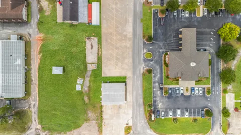 $400,000 | 697 West Cherry Street, Jesup, GA 31545