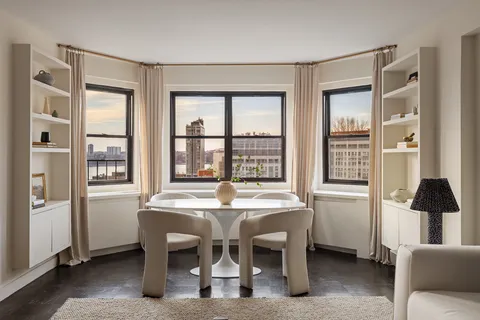 $1,695,000 | 31 Jane Street, Unit 16G | West Village