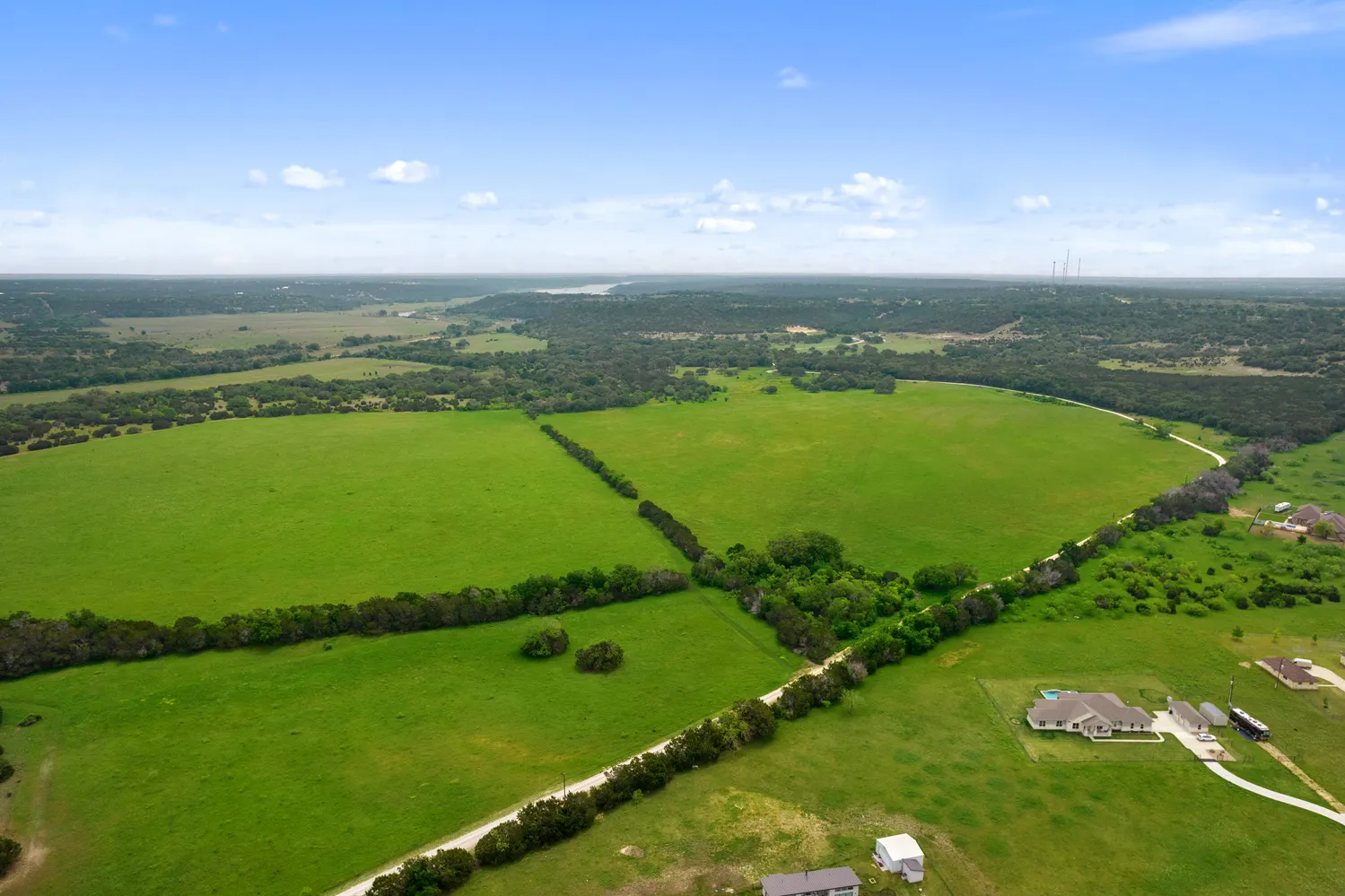 $1,875,000 | 3921 County Road 258, Liberty Hill, TX 78642