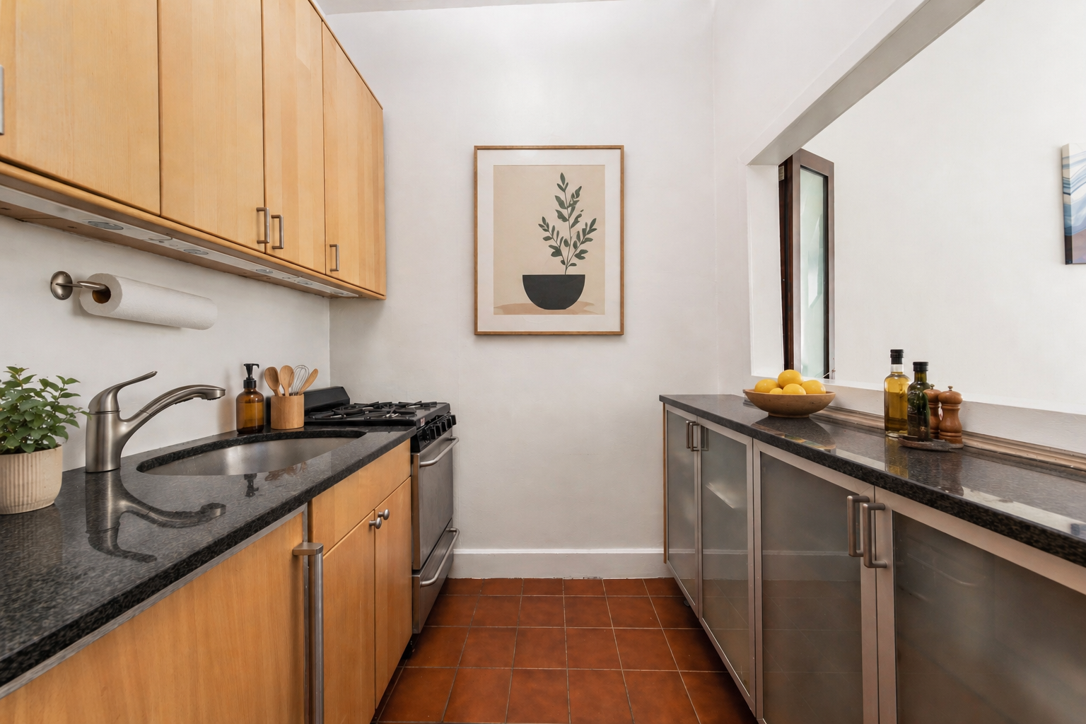 340 East 83rd Street, Unit 1A Manhattan, NY 10028 - Photo 2 of 7