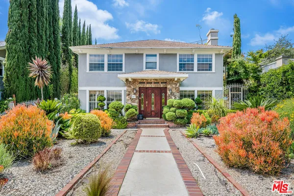$2,995,000 | 257 South Van Ness Avenue, Los Angeles, CA 90004