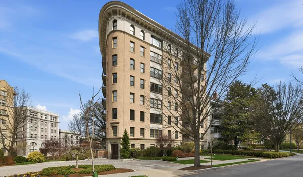$1,425,000 | 2301 Connecticut Avenue Northwest, Unit 7B, Washington, DC 20009