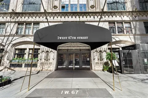 $1,250,000 | 1 West 67th Street, Unit 2M | Upper West Side