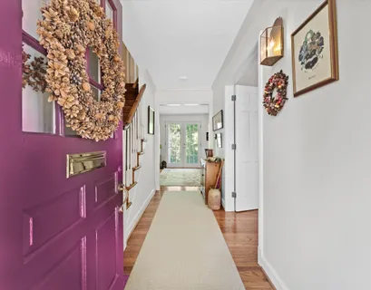 $689,000 | 12 Vining Lane, Wilmington, DE 19807