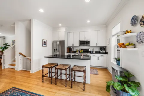 $875,000 | 517 Carpenter Street, Philadelphia, PA 19147
