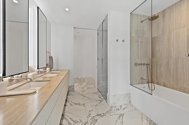 429 Kent Avenue, Unit L53 Brooklyn, NY 11249 - Photo 11 of 22