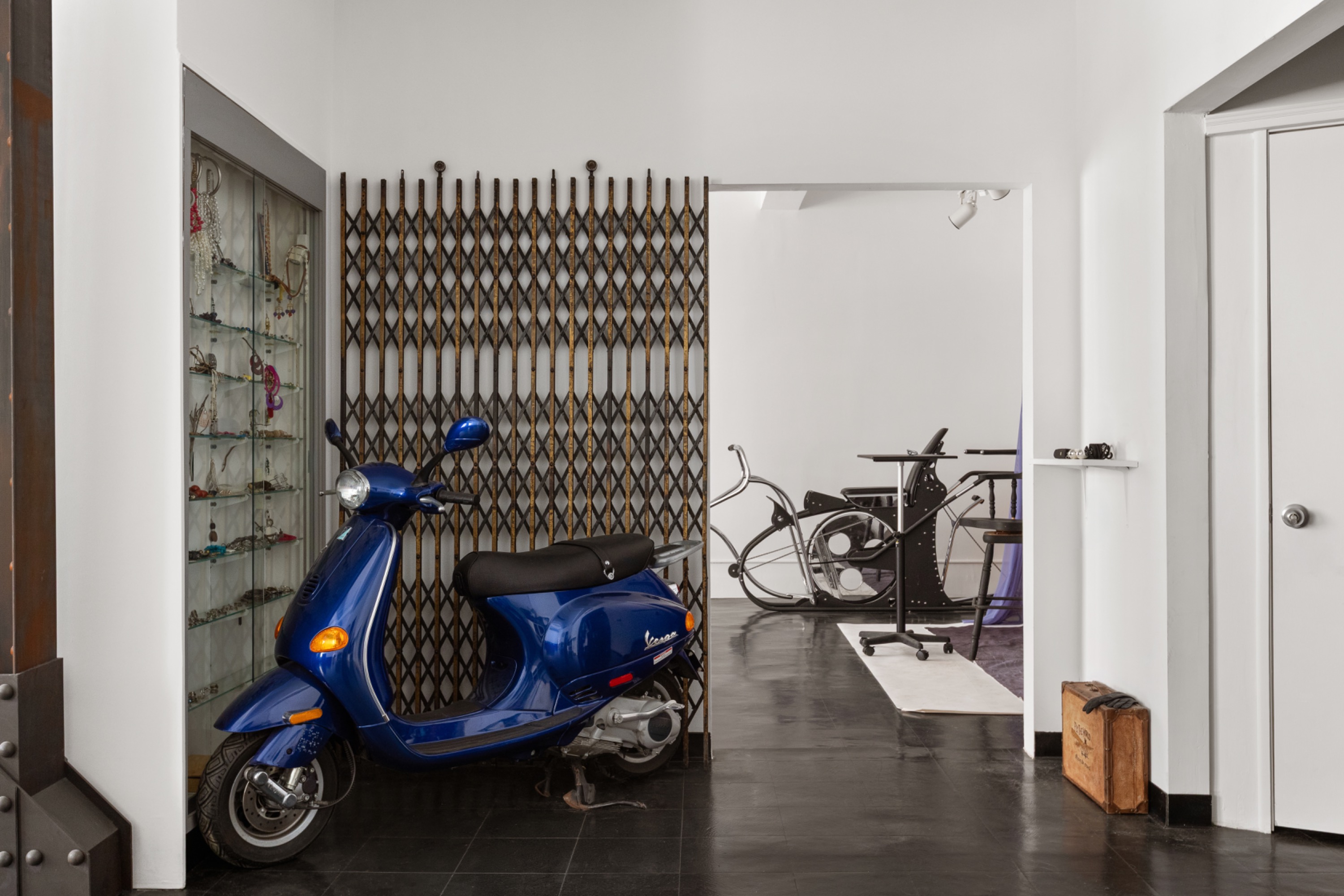 335 West 38th Street, Unit 4 Manhattan, NY 10018 - Photo 9 of 17 Gallery Image 9