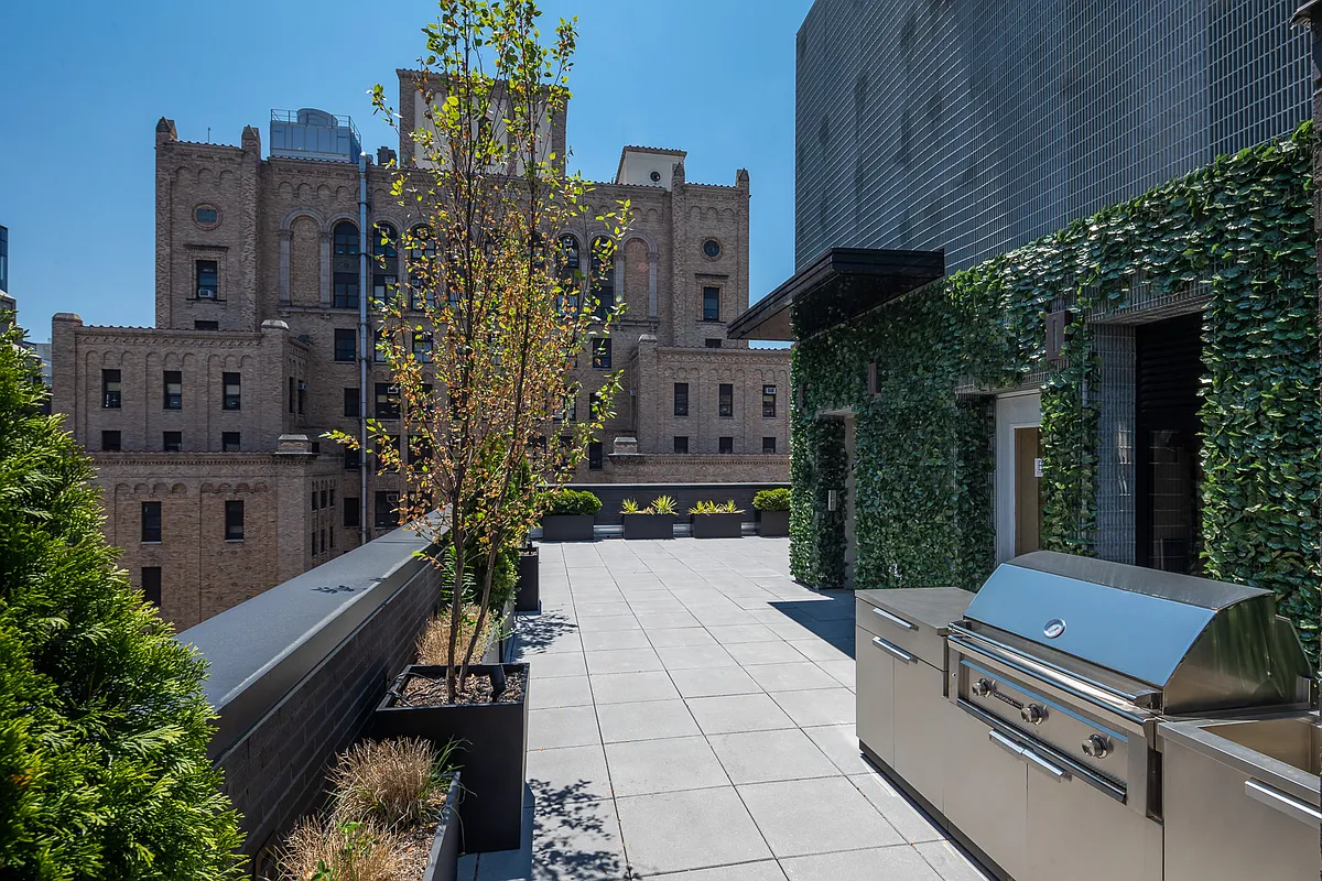 139 East 23rd Street, Unit 7 Manhattan, NY 10010 - Photo 15 of 17 a view of outdoor space with seating area