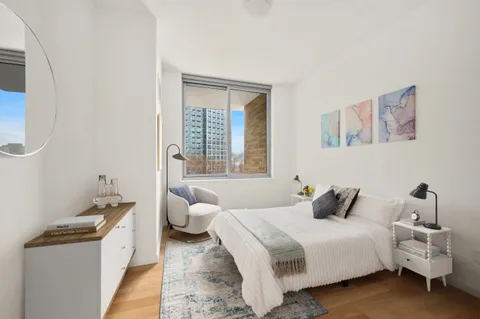 $1,198,000 | 46-30 Center Boulevard, Unit 406 | Long Island City
