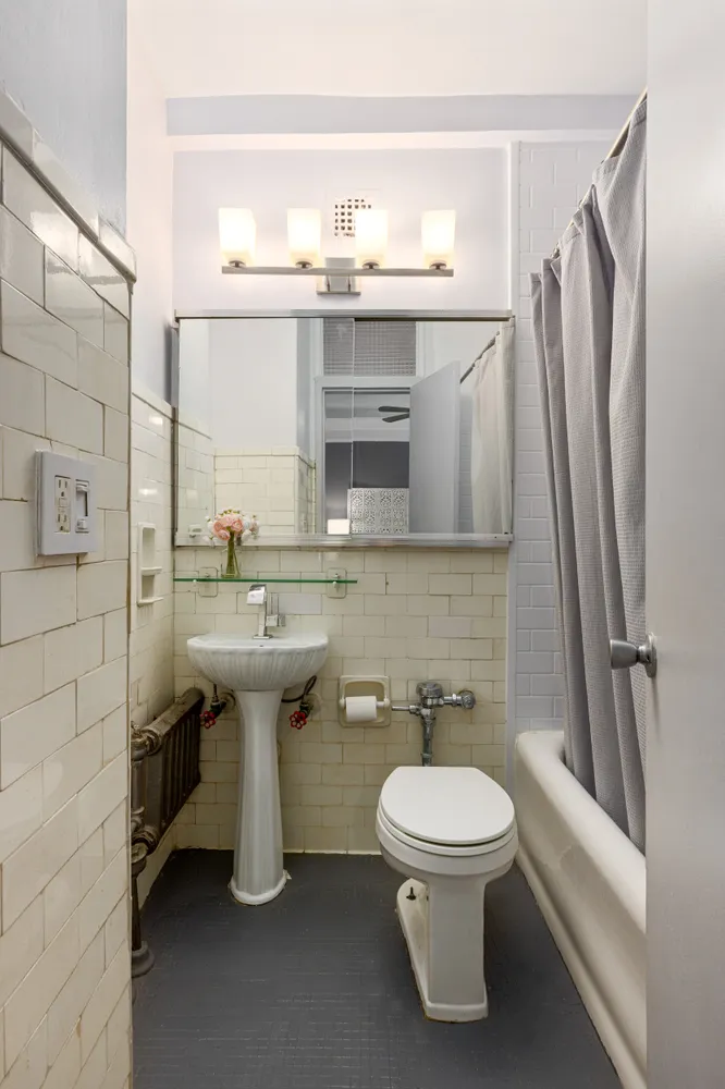 $475,000 | 225 Central Park West, Unit 420A | Upper West Side