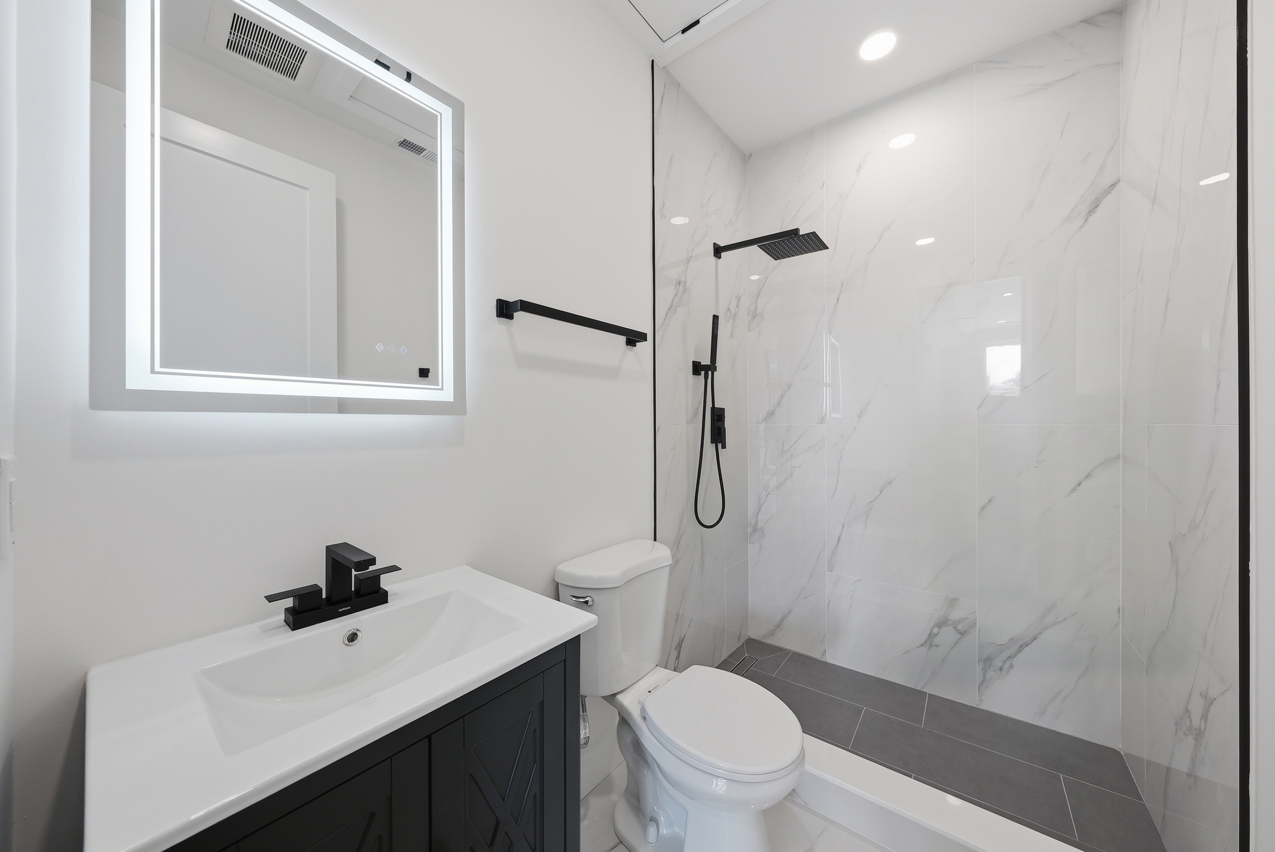 2105 M Street Northeast, Unit 6 Washington, DC 20002 - Photo 21 of 26 Gallery Image 21