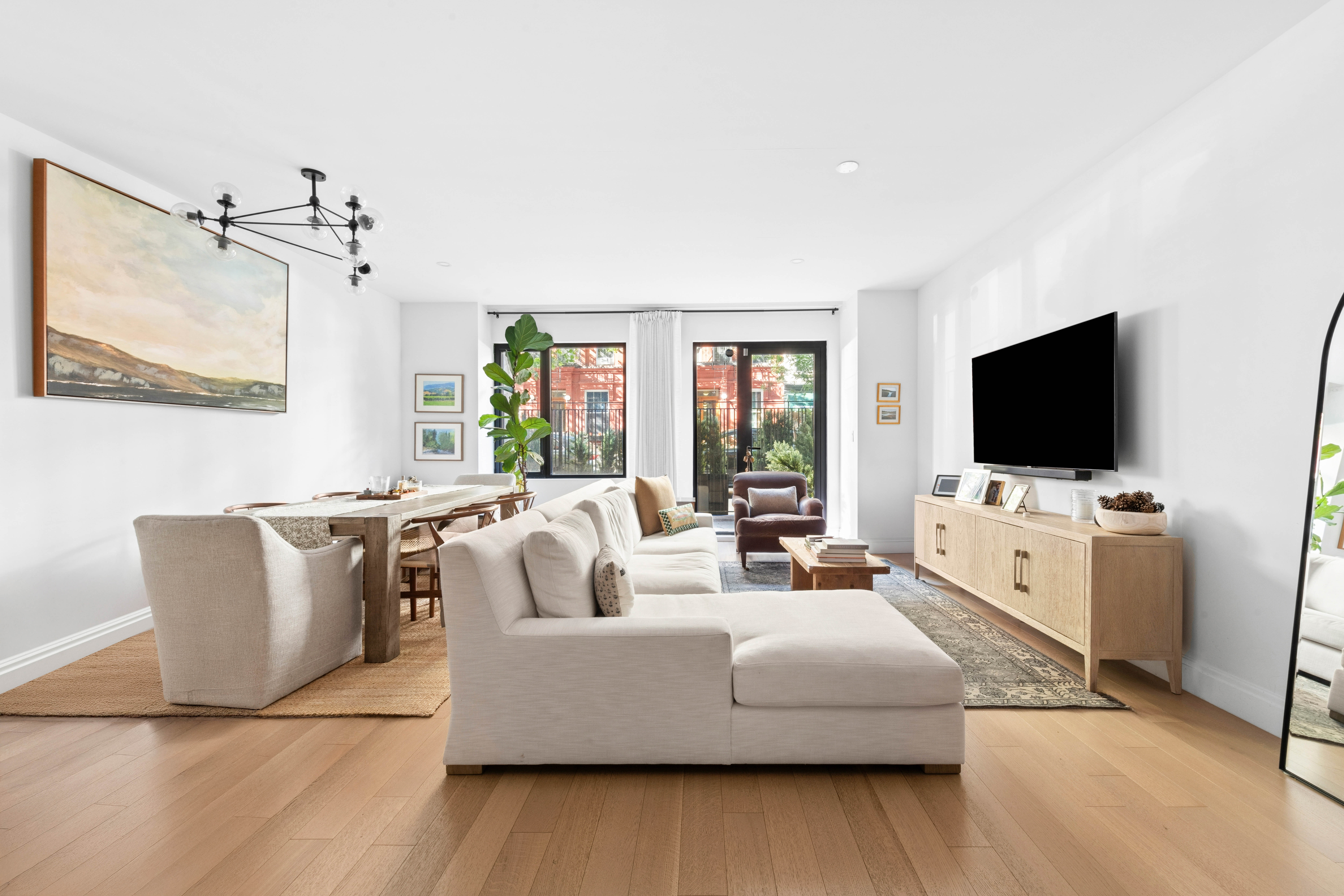 318 East 81st Street, Unit 1 Manhattan, NY 10075 - Photo 3 of 14