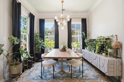 $587,500 | 2026 Glasgow Avenue, Baton Rouge, LA 70808