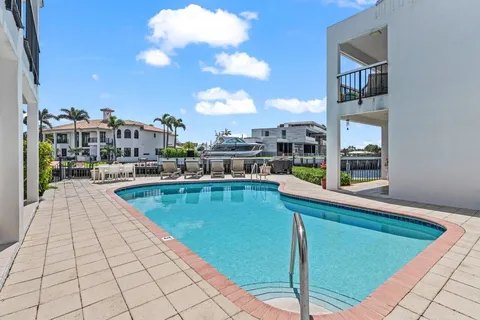 $1,750,000 | 1102 Highland Beach Drive, Unit 2W, Highland Beach, FL 33487