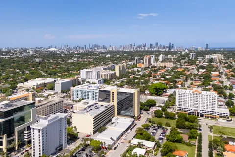 $7,000,000 | 2345 Southwest 37th Avenue, Miami, FL 33145