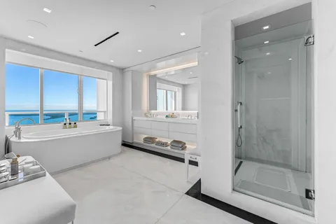 $11,750,000 | 1425 Brickell Avenue, Unit 42F, Miami, FL 33131