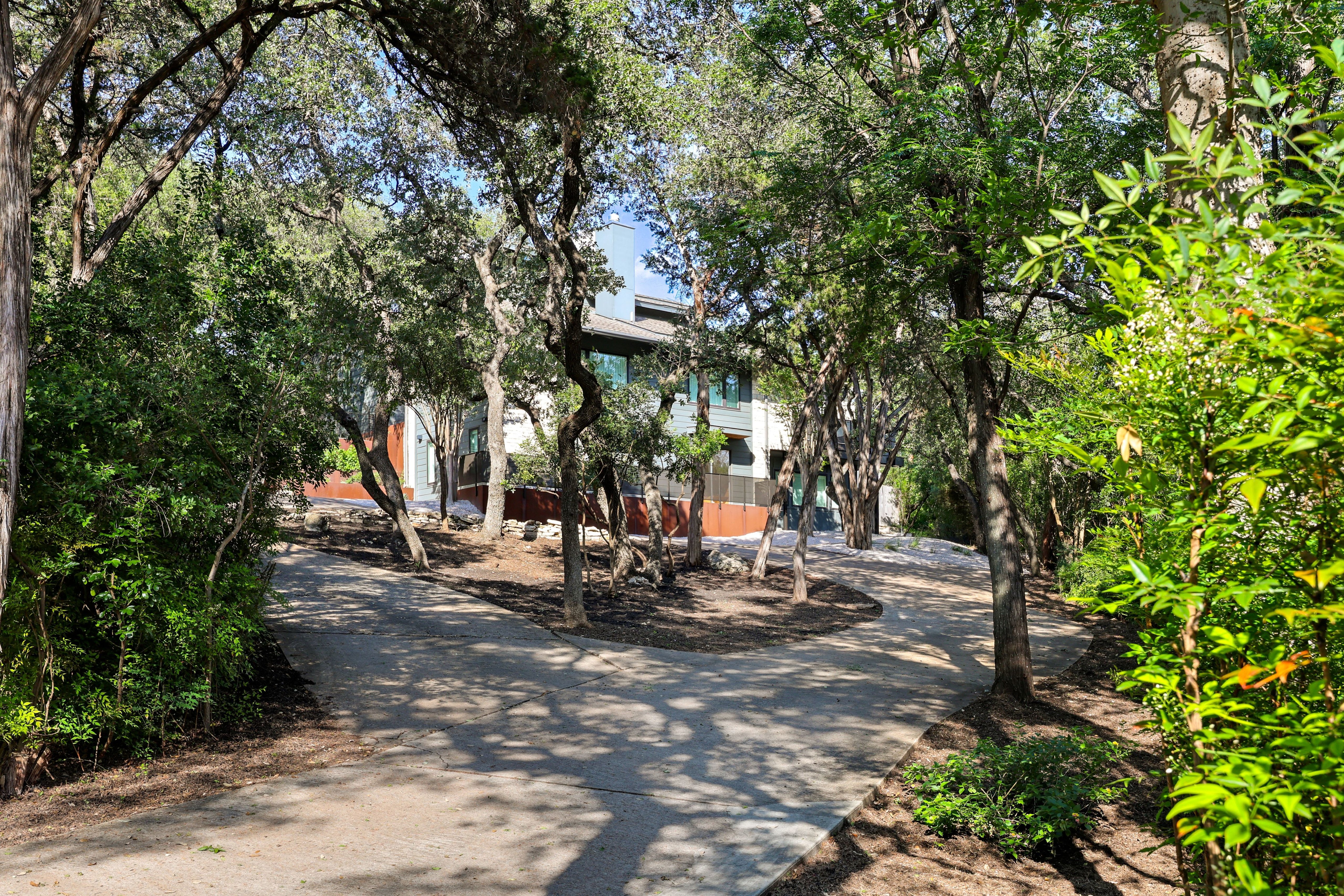 5801 Valley Circle Austin, TX 78731 - Photo 4 of 44