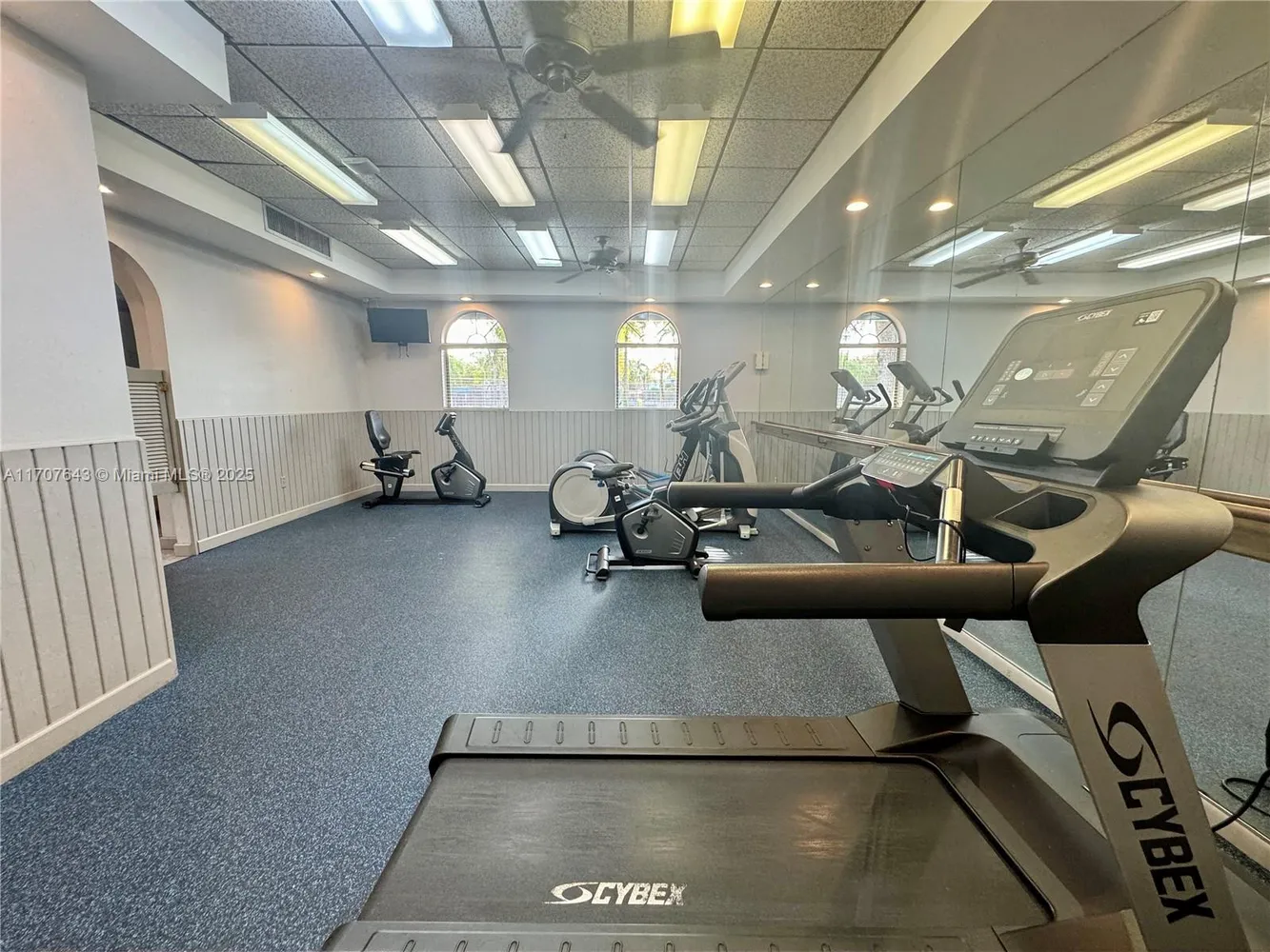 $259,000 | 18250 Mediterranean Boulevard, Unit 815, Hialeah, FL 33015