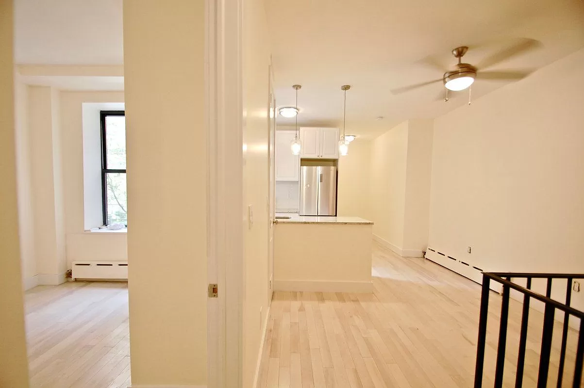 92 Pinehurst Avenue, Unit 1F Manhattan, NY 10033 - Photo 6 of 18