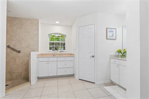 $475,000 | 4955 5th Place, Vero Beach, FL 32968