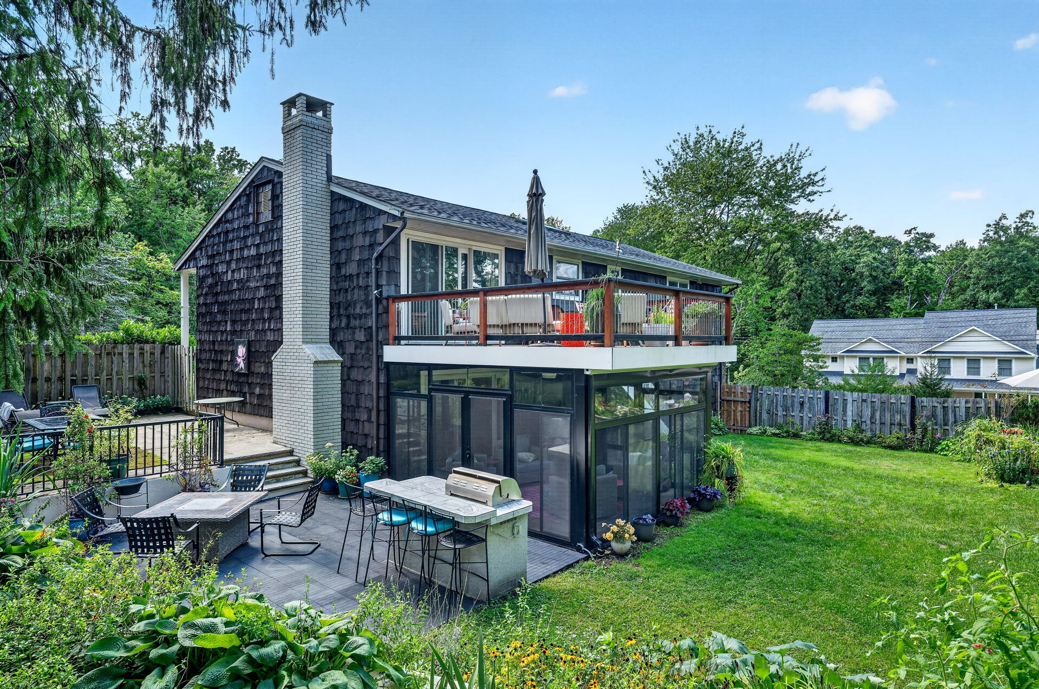 1137 Saddlebrook Road Mountainside, NJ 07092 - Photo 3 of 10 Gallery Image 3