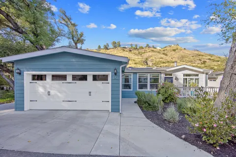 Contact Agent | 141 Sherwood Drive, Westlake Village, CA 91361