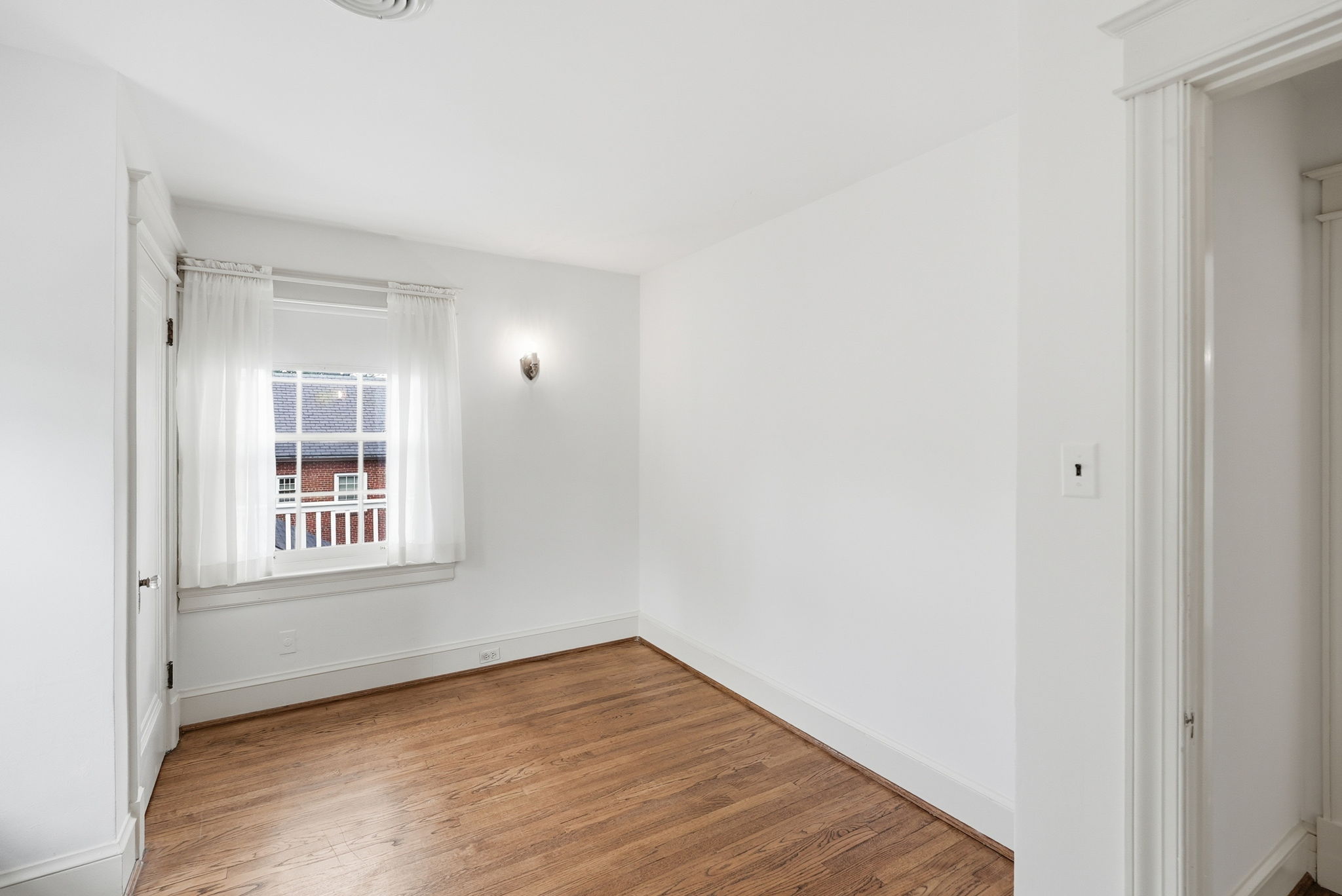1907 Rookwood Road Silver Spring, MD 20910 - Photo 27 of 39 Gallery Image 27
